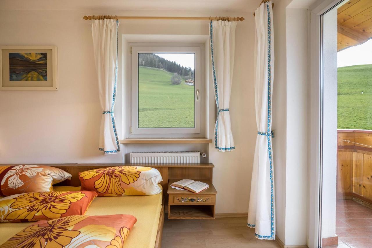 Ferienwohnung Kirchblick Gasser Terento Luaran gambar